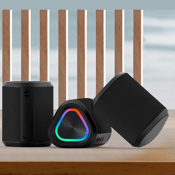 M-BS28 IPX6 Waterproof Portable Bluetooth Speaker - Image 4